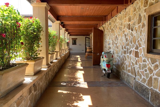 Sonoma or Napa -8hr- Private Wine Tour with Concierge Service - Drivers and personalities: what you should hope for from your guide
