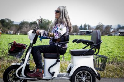 Sonoma Wine Country Electric Trike Tour - 3 hours - The pace: balancing driving time with learning time