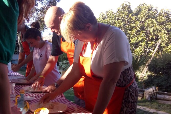 Sorrento Pizza Class with Wine, Limoncello and Transfer Included - Who This Pizza Class Is Best For (and Who Might Skip It)