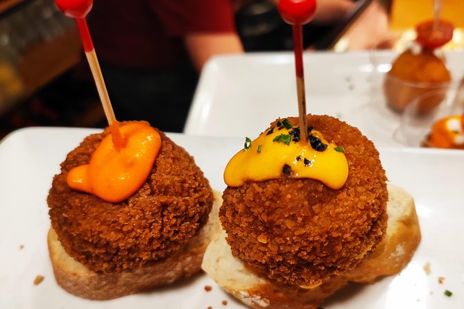 Spanish Wine and Tapas Tour in a Local Neighborhood in Barcelona - Wine from different Spanish regions: the tasting lesson without the lecture