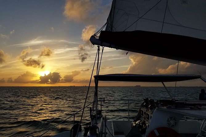 Sunset Sail in Miami: Complimentary Champagne Toast - Bathrooms, shade, and what to wear for a windy Miami evening