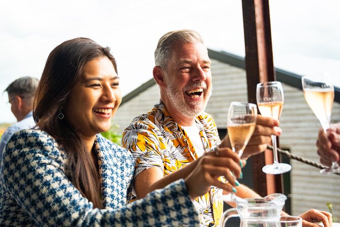 Sussex Vineyard & Winery Bus Tour on Iconic Vintage London Bus - Stop 1: Court Gardens Farm and a Tutored Sparkling Tasting