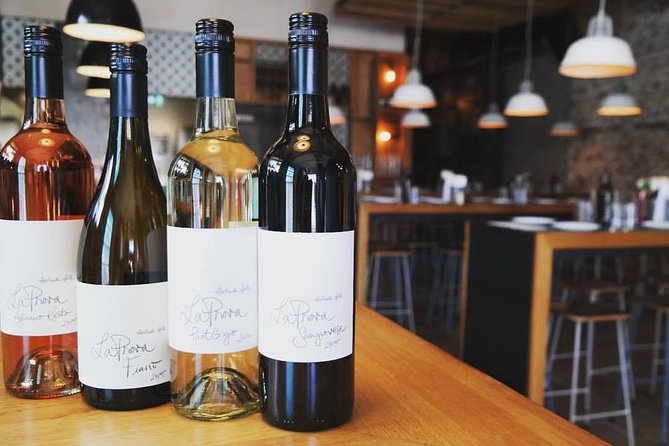 Swan Valley Tour from Perth: Wine, Beer and Chocolate Tastings - Guides and group size: the difference between okay and great
