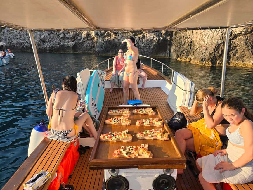 Taormina: Boat Tour with Sicilian Wine Tasting - Wine, Cheese, and Sicilian Food: What the Tasting Actually Delivers