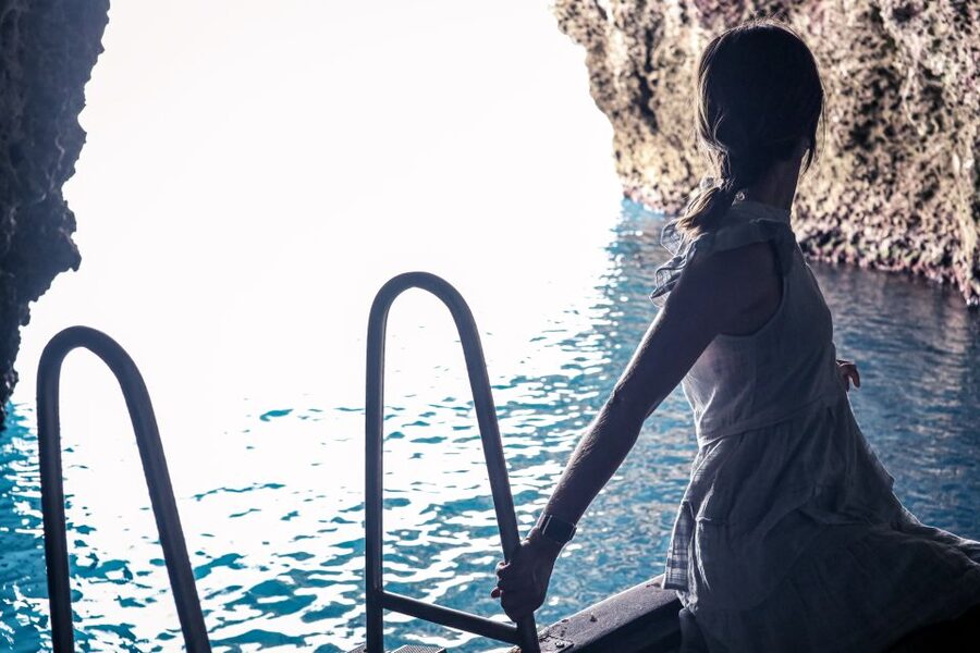 Taormina: Coastal Highlights Cruise with Wine & Food Tasting - What to bring (and what to skip) for sun, salt, and wine