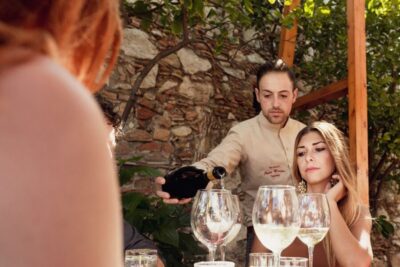 Taormina: Shared or Private Food & Wine Walking Tour - Meeting at Porta Messina: Getting Oriented Fast