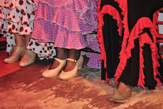 Tapas, Wine and Flamenco Private Tour in Barcelona - Stop 5: Palau Dalmases flamenco for about one hour
