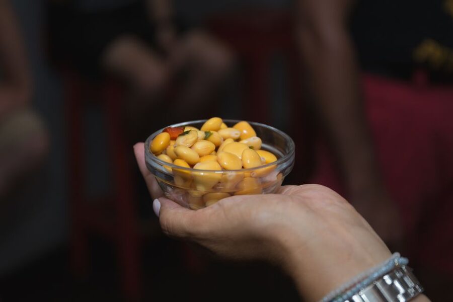 Taste Funchal: food, wine and cultural tour - Tea-shop start and pastry comfort before the walking starts
