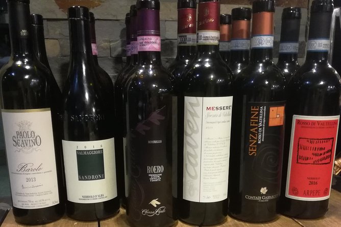 Taste of Lake Como: 4 Wines Paired with Local Cheese Charcuterie - Stop 1 at Capitan Drake: the tasting setup and why it helps you enjoy the food too