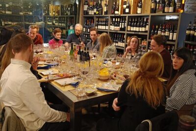 Taste of Lake Como: 4 Wines Paired with Local Cheese Charcuterie - Arrival timing and what the first minutes feel like