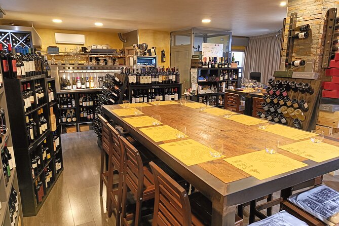 Taste of Lake Como: 4 Wines Paired with Local Cheese Charcuterie - Price and value: why $79.24 can make sense in Como