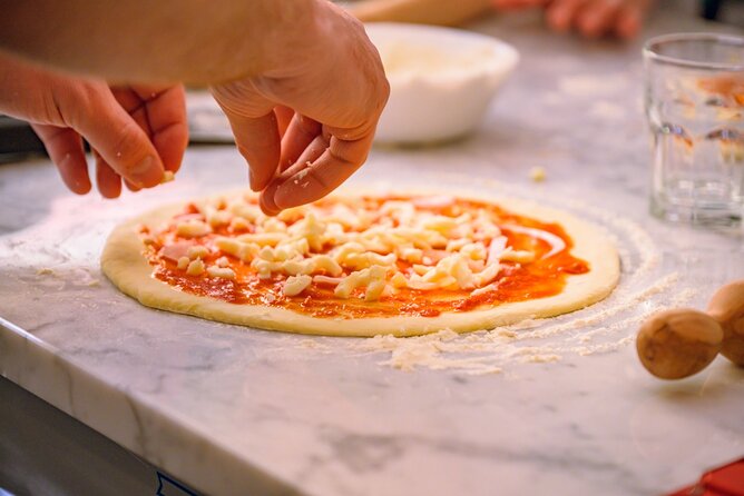 The Italian Way: Pizza and Gelato Class with Unlimited Wine - Gelato time while the dough rests (and yes, you’ll taste it later)