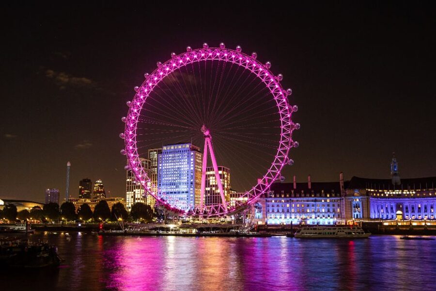 The London Eye Champagne Experience - Eye Lounge pre-boarding: where the vibe shifts from line to lounge
