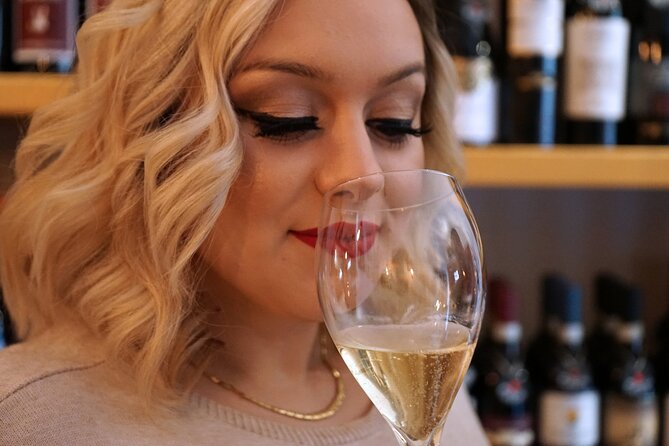 The Turin Chocolate & Wine Tasting Experience - Six chocolate tastings: from organic bean-to-bar ideas to Turin icons