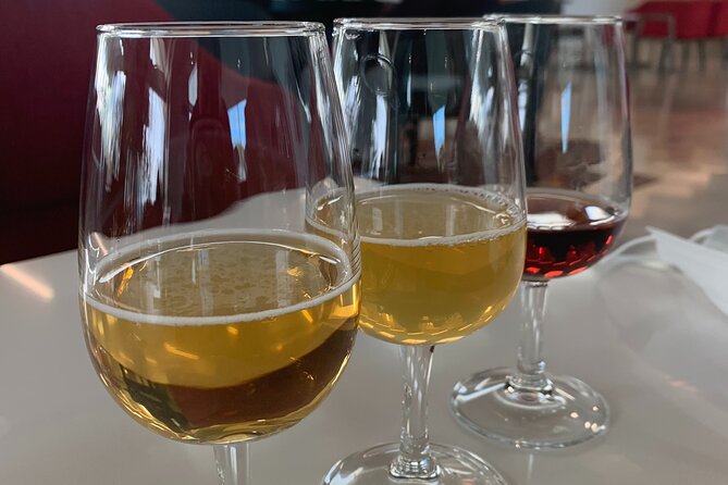 Three Courses Lunch and Wine Tour Through Niagara's Wine Country - Guides Make or Break It: What the Best Days Have in Common