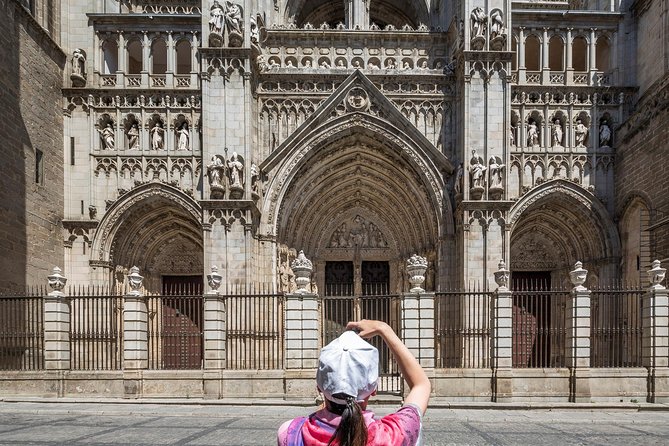 Toledo Full Day with Winery Visit, Tapas and Wine Tasting - Walking Toledo’s steep streets: why shoes matter more than fashion