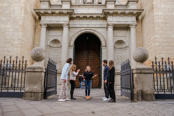 Toledo Tour & Vineyard Walk with Wine Tasting from Madrid - The three-wine tasting and the snacks that prevent a hangry moment