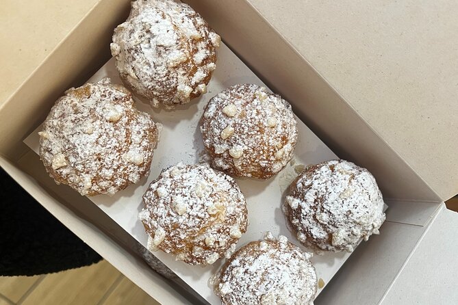 Traditional Gourmet Food & Wine Tour in Bordeaux - Place de la Comédie: Opera Square and Chocolate Tasting