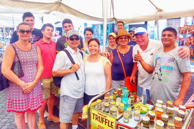 Trevi Fountain, Pantheon, and Campo Dei Fiori Market Food and Wine Tour - Guides, Group Size, and the Pace You’ll Feel in Your Feet
