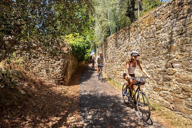 Tuscany Bike Tour with Wine, Oil and Food in the Florentine Hills - Arcetri: Galileo’s village and a real farm tasting break