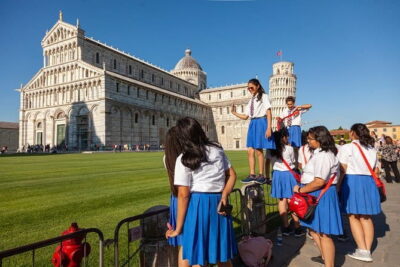 Tuscany Day Trip from Florence: Siena, San Gimignano, Pisa and Lunch at a Winery - The Coach Ride and Time Windows That Shape the Day