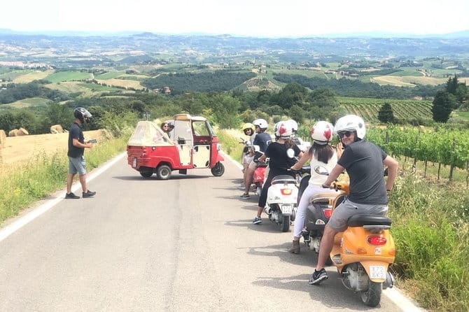 Tuscany Vespa Tour from Florence with Wine Tasting - Why the Florence to San Gimignano Vespa route works
