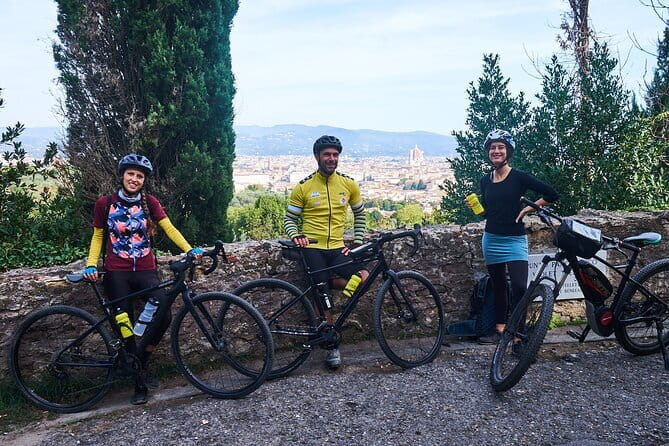 Tuscany Vespa Tour from Florence with Wine Tasting - The guide team is the difference-maker