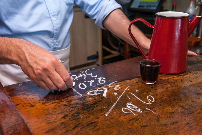 Ultimate Seville Tapas, Wine & History Small Group Tour - Why the guide quality is the whole point