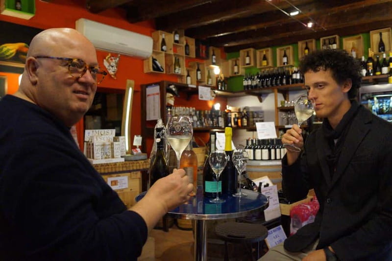 Venice: Italian Prosecco or Red Wine Tasting Expereince - Finger Food Pairings: More Than Just a Snack Plate