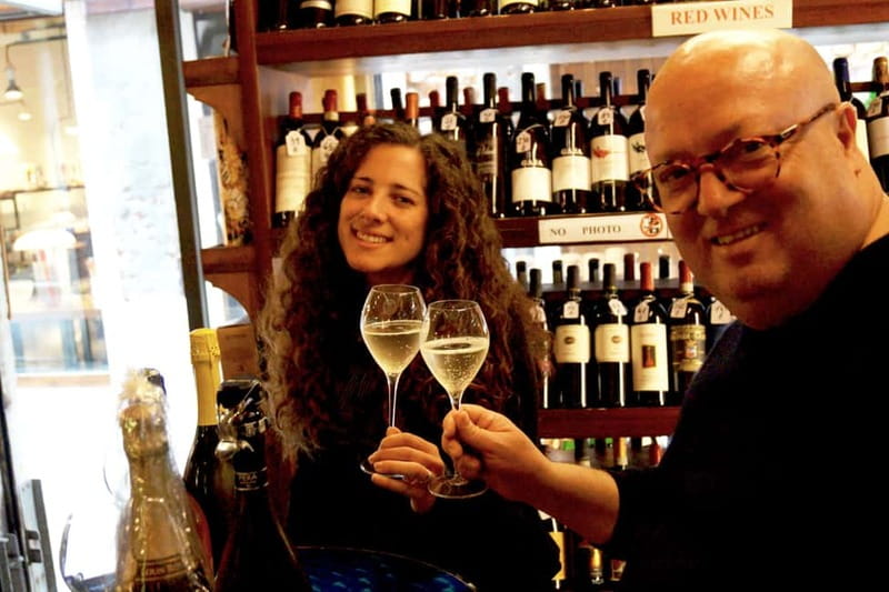 Venice: Italian Prosecco or Red Wine Tasting Expereince - What Happens During the Wine Tasting (Prosecco Option or Red Option)