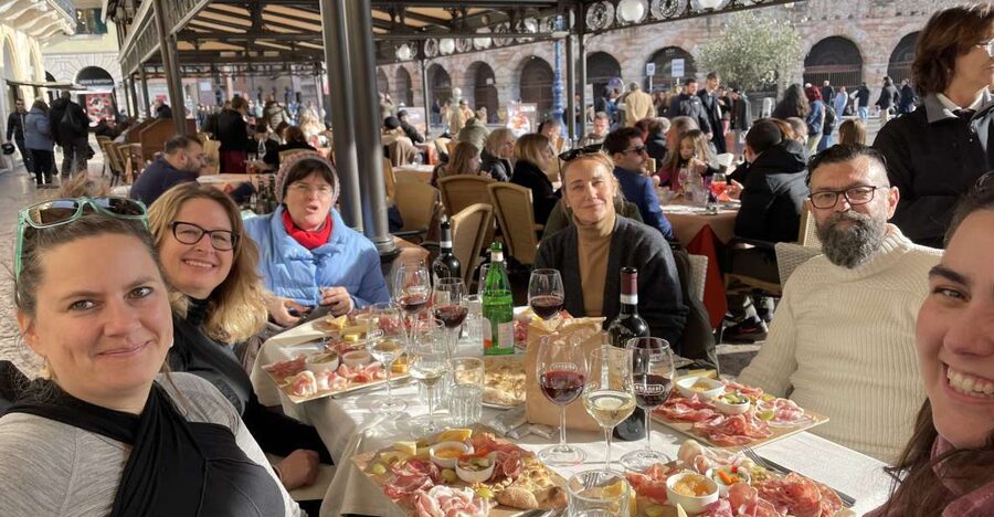 Verona: City Walking Tour with Cable Car & Wine Aperitif - Verona in Three Hours: How This Walk-and-Wine Flow Works