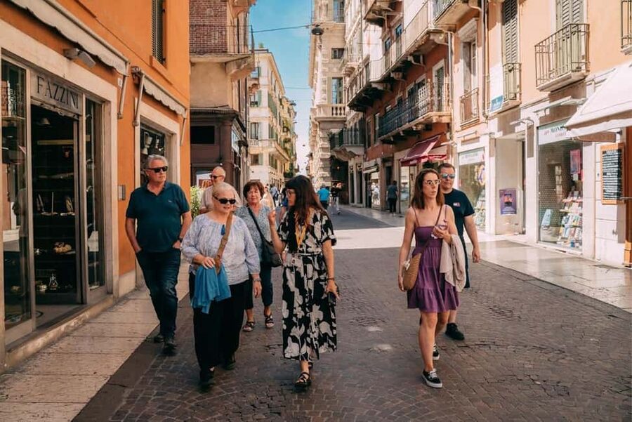 Verona: Food and Wine Tasting Walking Tour - Pace, comfort, and practical tips for a 3-hour tasting walk