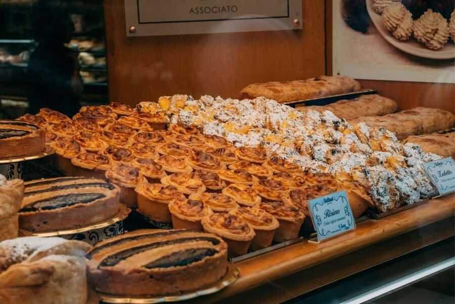Verona: Food and Wine Tasting Walking Tour - Who should book this Verona food and wine tour