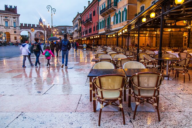 Verona Full Meal & Wine Tasting Walking Tour by Do Eat Better - Polemnta on Via Sottoriva: Pastissada, soppressa, or codfish