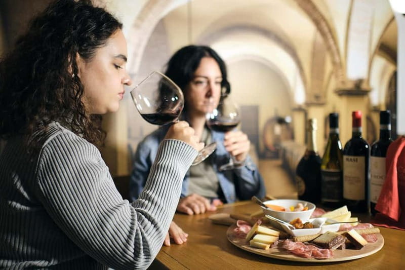 Verona: Wine Tasting Workshop near Juliet's Balcony - The Pre-Tasting Intro: A Quick Guided Tour That Sets the Stage