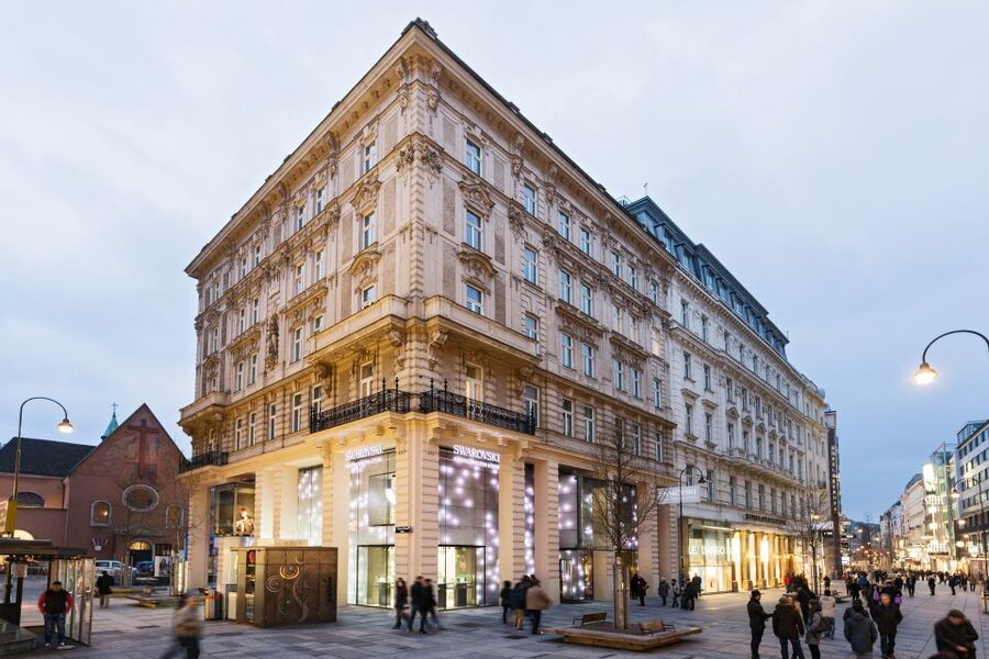 Vienna: Swarovski House Tour with Champagne & Gift - Swarovski House on Kärntner Straße: What Makes This Tour Worth $18