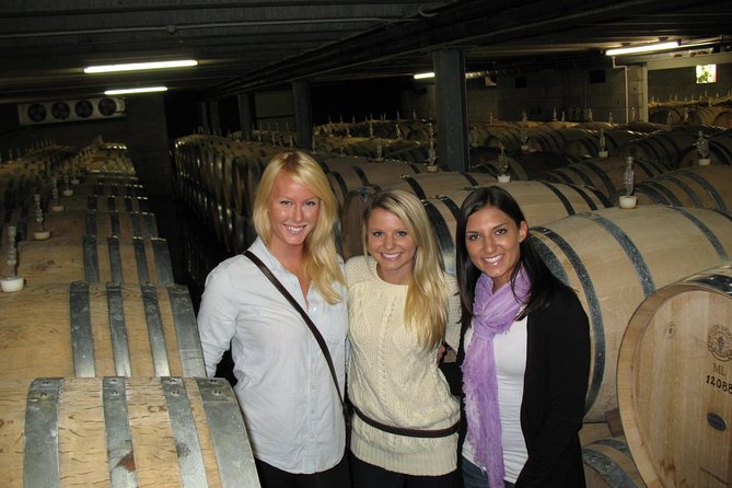 Vineyards Honey and Black Sand Beaches from Auckland - Key things to notice before you go