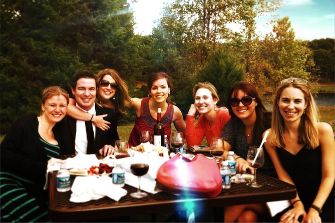 Virginia Private Custom Wine Tour from Charlottesville - A private Charlottesville wine tour that keeps the day easy
