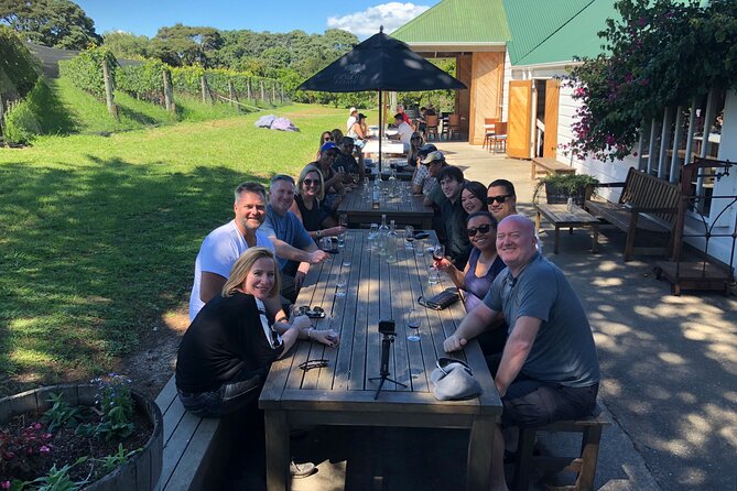 Waiheke Island Premium Wine Tour with Tastings - Lunch at the vineyard: the part you should time-plan for