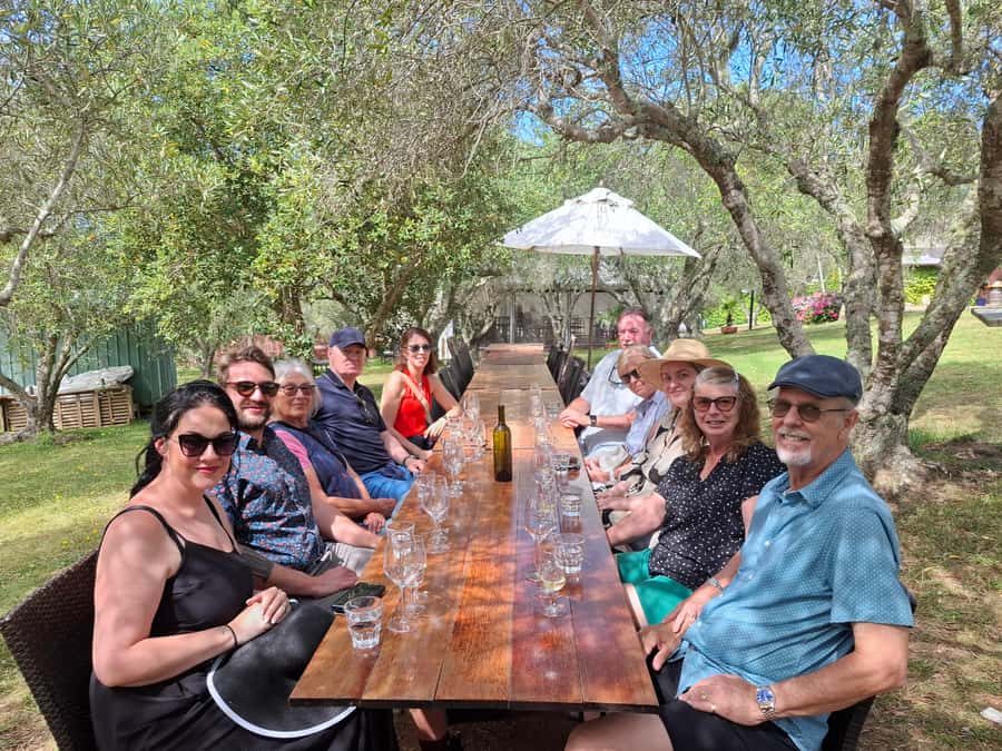 Waiheke Island: Sip and Savor 3 Vineyards Tour with Lunch - Getting back to Auckland without stress