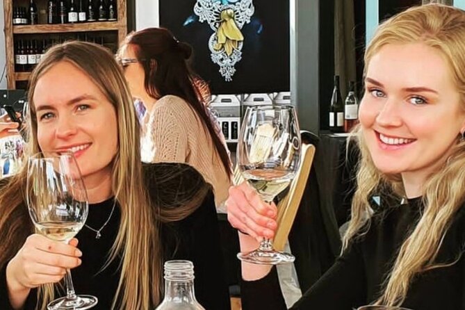 WAIHEKE ZEITGEIST Small Groups Ultra Boutique Off Grid Wine Tours - Small-Group Size: Why Max 9 Changes Everything