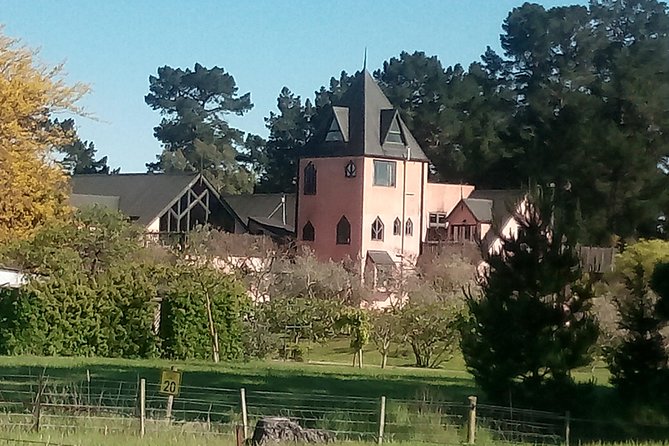 Waipara Wine Experience for 2 or more, inc tastings and lunch - Small-Group Riding With Giles Tours: Comfort and Pace