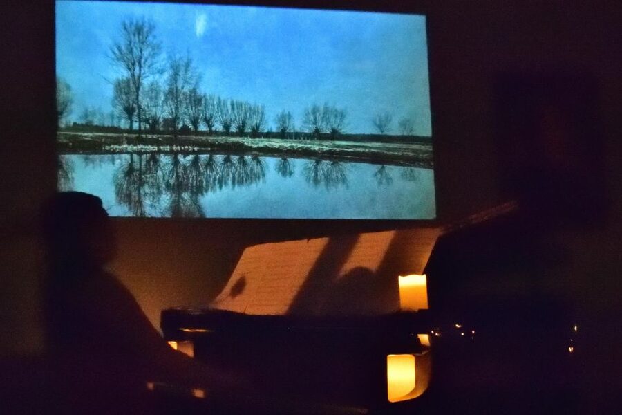 Warsaw Concert: Chopin – Painted by Candlelights with Wine - The show: live recital plus the Tomasz Sikora portrait artwork