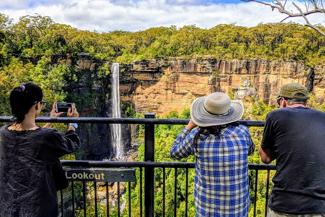 Wildlife, Waterfalls and Wine Day Tour from Sydney - Hitting the road from Circular Quay (and what that means for your day)