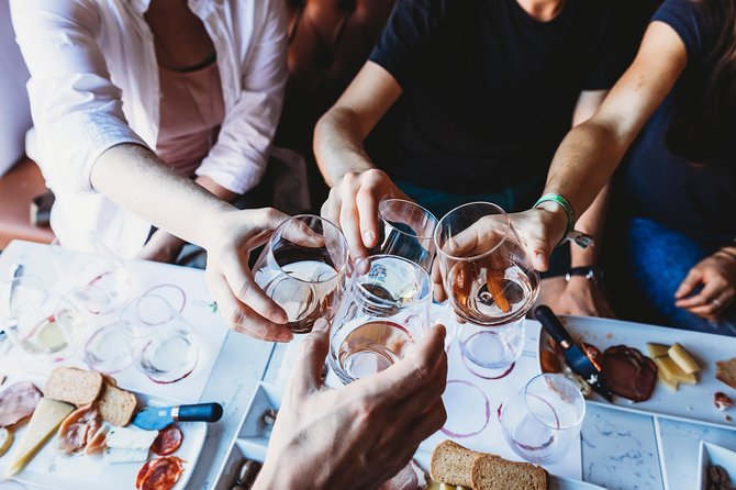 Wine and Cheese Tasting Lunch in Portuguese Wine Bar - Pairing lunch: cheese and charcuterie that guide your palate