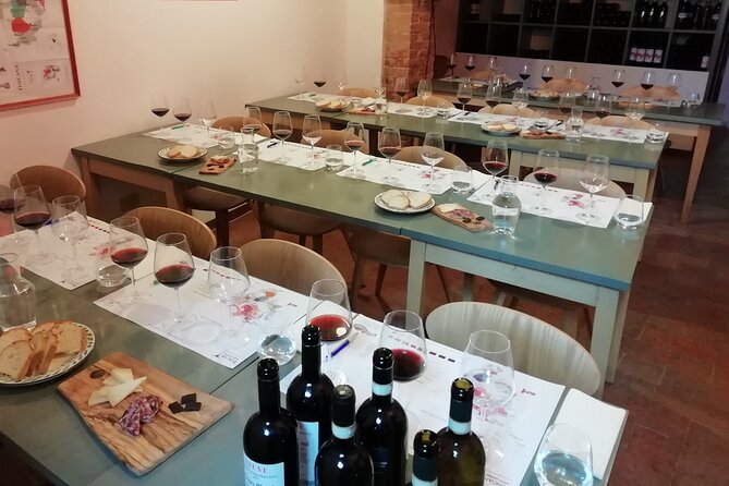 Wine Class - Tuscan Classics - Getting there: Via Stalloreggi to Via di Citta