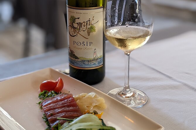 Wine, food and olive oil by PhD student - The olive oil stop: how to actually recognize extra virgin olive oil