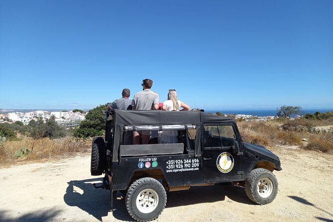 Wine Tasting, Chicken Piri Piri & Sights (Albufeira/Vilamoura) - The guides make the drive: local stories and viewpoint stops