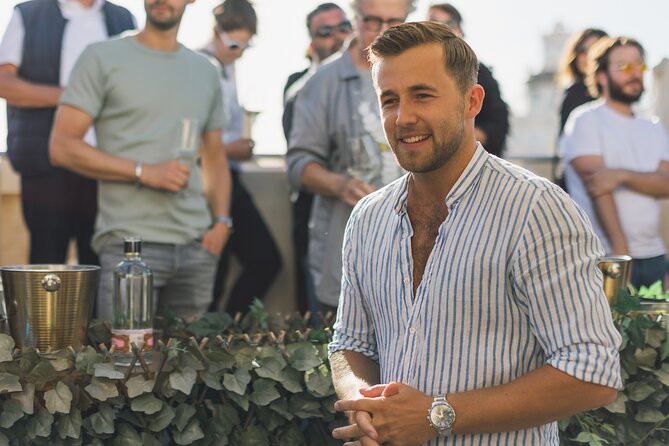 Wine Tasting Experience with a Professional Sommelier in Valencia City Center - Should you book it? My straight answer