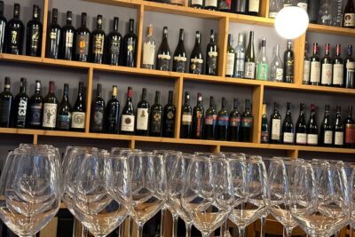 Wine Tasting in Bucharest - From Old Town to your table: how the experience starts